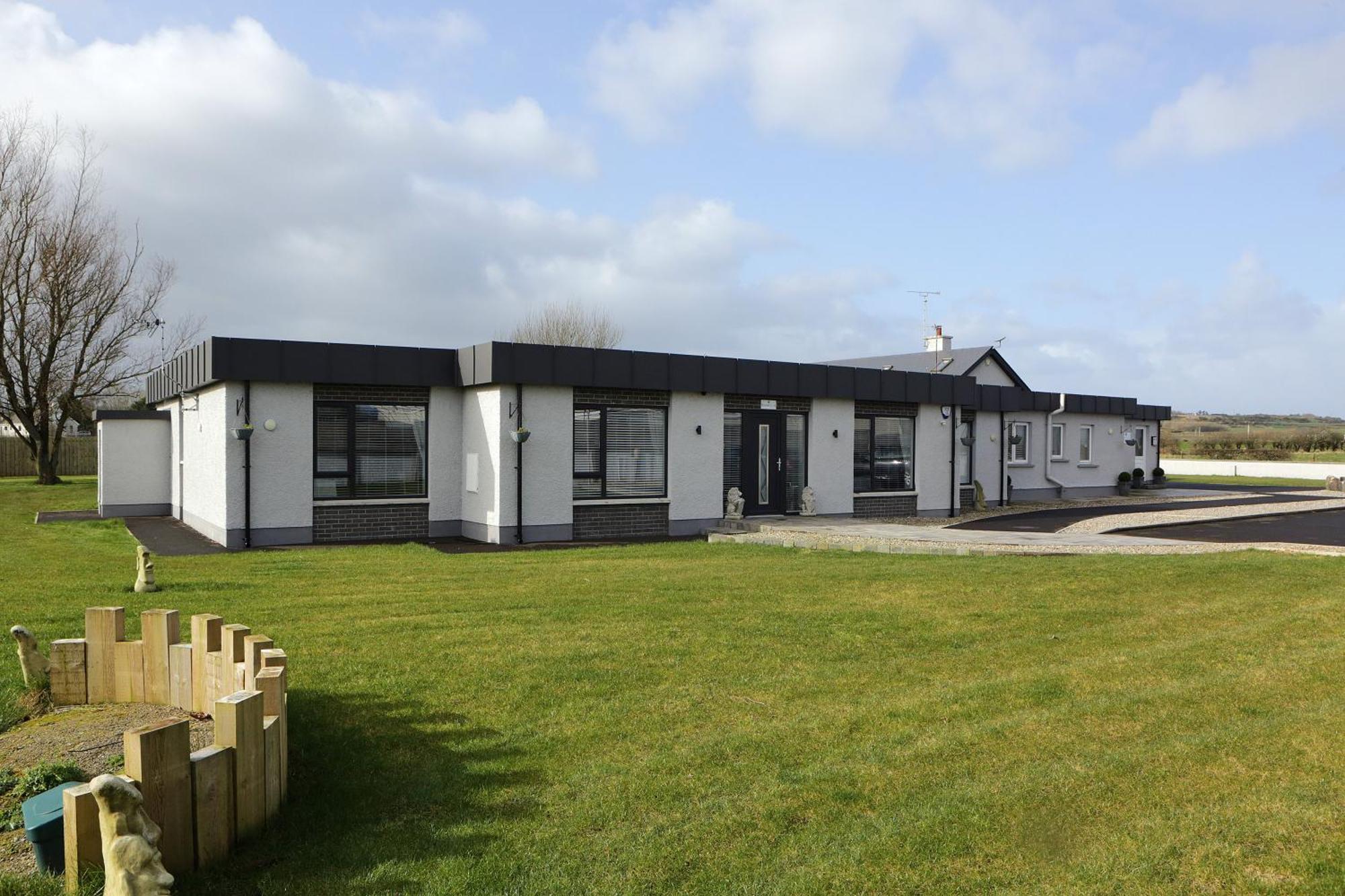 Causeway Guest Accommodation Bushmills Esterno foto